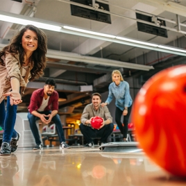 Soirée Bowling et restauration