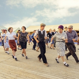 Grand Spectacle et Banquet du Son et Lumière de Cléry : LA BELLE EPOQUE